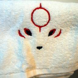 Okami Den Wolf Goddess Amaterasu White Embroidered Hand Towel - thumbnail 2