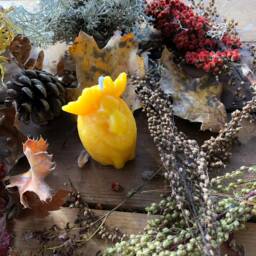 Beeswax Moose Candle Hand Poured Michigan Farmhouse Decor - thumbnail 3