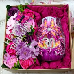 Medium Gift Box With Soap Roses & A Carved Candle Gift For Her Mother's Day Wedding Birthday Valentine's Luxury Handmade Soap Bouquet - thumbnail 4