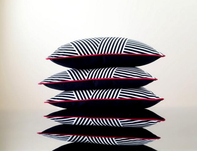Black & White Pillow Cover - Lumbar Pillow- Pillows Geometric Cover Contemporary Covers - image 1