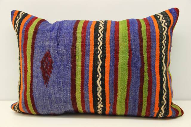 Vintage Turkish Kilim Lumbar Pillow Cover, Ethnic Woven Wool - 16x24 Inch - image 1