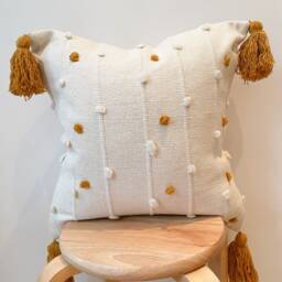 Beige Tufted Cotton Boho Cushion - Orange Tassel Throw Pillow - 45x45cm - thumbnail 3