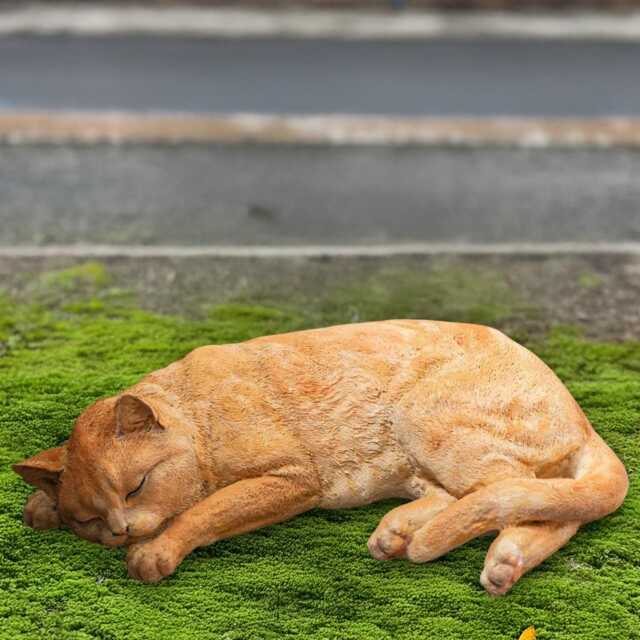 Stone Kitten Ornament Outdoor Sleeping Cat Statue Pet Memorial Figurine Concrete Ginger Sculpture Garden Kitty Decor Lover Gift - image 1