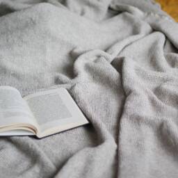 Heavy Weight Linen Blanket - Wide Waffle 100% Bedspread Natural Undyed Fabric Bed Cover 650G/M2 - thumbnail 4