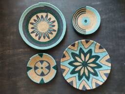 Hand Painted African Wall Basket Set Boho Decor - thumbnail 1