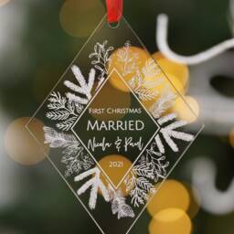 Personalised First Christmas Married Ornament 2024 Couples Ornament Mr & Mrs Gift As Bauble Newlywed - thumbnail 3