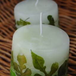 Handmade Linden Scented Candles With Green Leaves, Set Of 2 - thumbnail 3