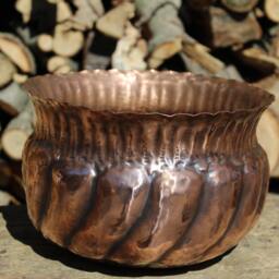 Handmade Round Copper Planter - Unique Artisan Design For Indoor Plants & Flowers - thumbnail 2