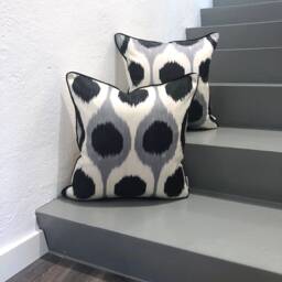 Silk Ikat Pillow Cover Birds Eye - Statement Cushion For Home Decor - thumbnail 2
