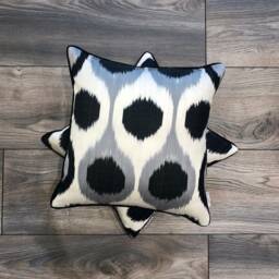 Silk Ikat Pillow Cover Birds Eye - Statement Cushion For Home Decor - thumbnail 3