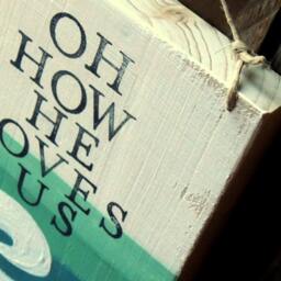 Oh How He Loves Us Wooden Sign, Ocean Wall Art, Wood Signs Sayings, Sign Scripture, Waves Painting, Small Signs, Decor - thumbnail 3