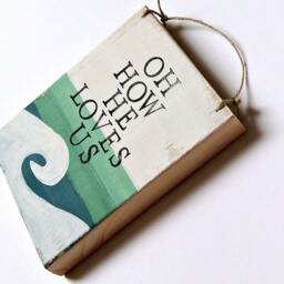Oh How He Loves Us Wooden Sign, Ocean Wall Art, Wood Signs Sayings, Sign Scripture, Waves Painting, Small Signs, Decor - thumbnail 2