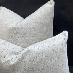 Zinc Luxury Designer Velvet Hutton Contemporary Neutral Silver Cushion Pillow Throw Cover - thumbnail 4