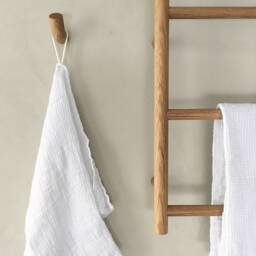 Set Of 3 Linen Waffle Weave Hand Towels For Everyday Elegance - thumbnail 4