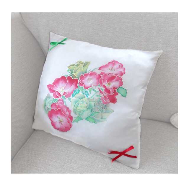 Floral Roses Silk Cushion Cover Red, Green & White - Christmas Decor - image 1