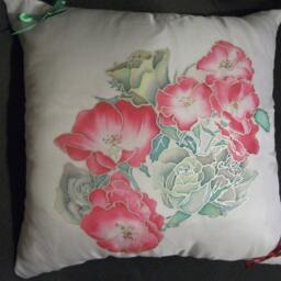 Floral Roses Silk Cushion Cover Red, Green & White - Christmas Decor - thumbnail 3