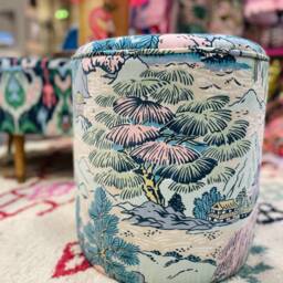 Dressing Table Pouffe in Yanagi Bright Pastel Velvet - thumbnail 2