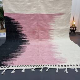 Incredible Kilim Rug, Moroccan Rug 6x10, Berber Rug, Pink & Black Abstract Wool Handwoven Flatweave Area Baluch - thumbnail 3