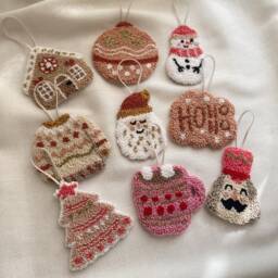 Handmade Punch Needle Christmas Ornament Cotton Holiday Decor - thumbnail 2