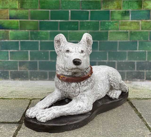 Outdoor German Shepherd Figurine Large Dog Sculpture Guardian Statue Concrete Animal Decoration Memorial Art Lover Gift - image 1