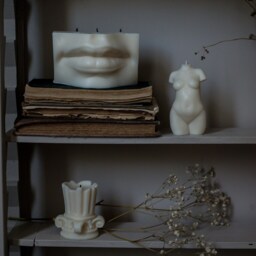 David Lips Candle - Sculptural Soy Wax Renaissance Art Artistic Home Decor Statement Decorative Handmade Gift - thumbnail 2