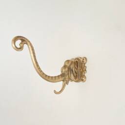Planters Hanger Minimalist Plant Bracket Brass Wall Hook Elephant Figure Vintage Style Hooks - thumbnail 3