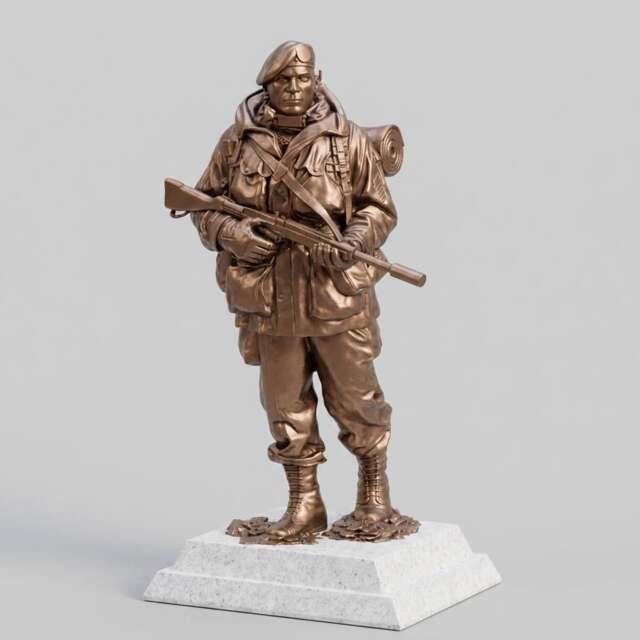 Yomper Statue Replica - British Armed Forces Falklands War Tribute Ornament - image 1