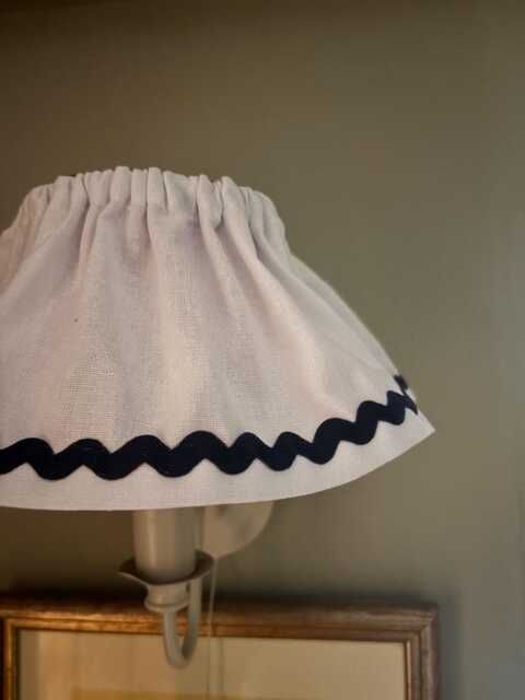 Linen & Cotton Loose Ruffle Lampshade With Scallop Trim - image 1