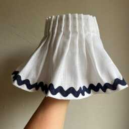 Linen & Cotton Loose Ruffle Lampshade With Scallop Trim - thumbnail 3