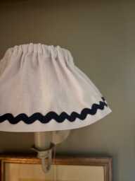 Linen & Cotton Loose Ruffle Lampshade With Scallop Trim - thumbnail 1