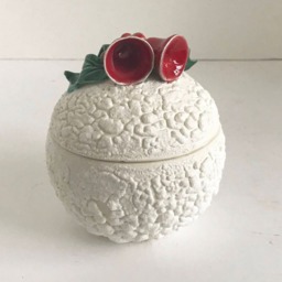 Peach Mango Scented Soy Candle in A Ceramic White Ball With Red Bells - thumbnail 2