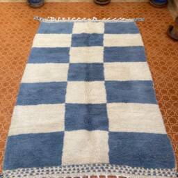 Checkered Moroccan Wool Rug White & Blue Tribal Design - 5.2 X 7.10 Ft - thumbnail 2