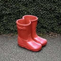 Unique Red Boots Sculpture Concrete Statue Cement Figurine Outdoor Decoration Handmade Ornament Boots Lover Gift