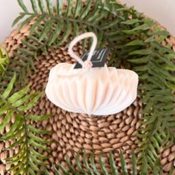 Scented Soy Candle, Fan Style Fragranced Cotton Wick Candles, Premium Fragranced Candles - thumbnail 3