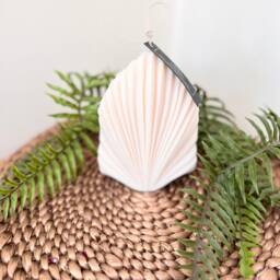Scented Soy Candle, Fan Style Fragranced Cotton Wick Candles, Premium Fragranced Candles - thumbnail 2