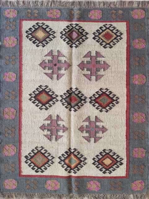 Handwoven Wool Jute Kilim Rug - Tribal Geometric Design For Living Area , Bedroom - image 1