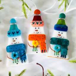 Cute Snowman Fused Glass Christmas Decoration - Tree Decoration, Cornwall, Cornish - thumbnail 3