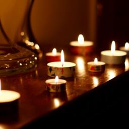 3 Extra-Tall Tea Light Candles Decorated With Red & White Candy-striped Pattern - thumbnail 4