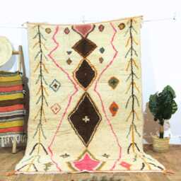 Handwoven Berber Wool Rug - Moroccan Tribal Home Decor - thumbnail 4