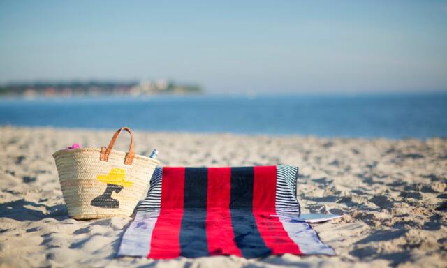 Sandori Beachrelaxer?? Beach Towels Towel With A Removable Head Cushion - Red/Blue Striped 100% Cotton Velour - image 1
