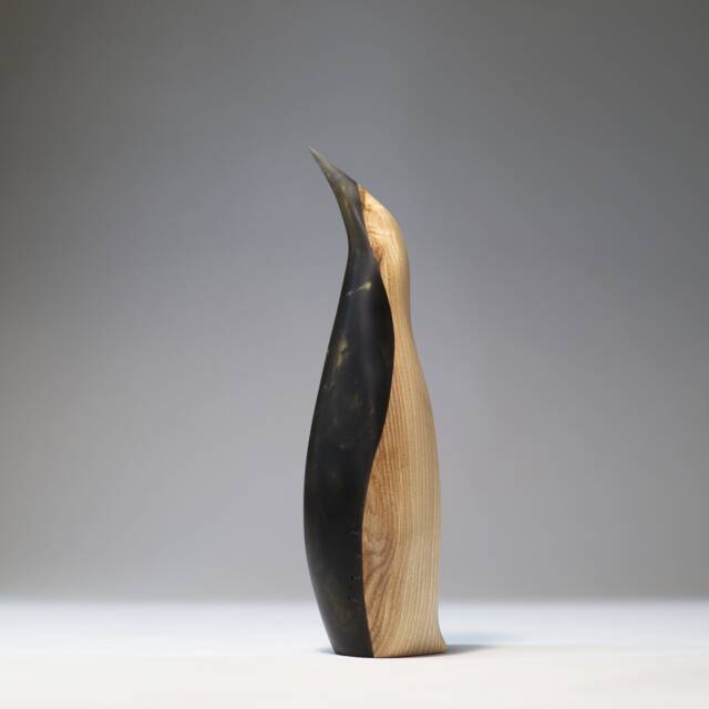 Duo Penguin Sculpture - 35 - image 1