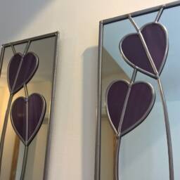 Opposite Pair Hearts Rennie Mackintosh Style Stained Glass Effect Mirror Handmade Gift 40x10cm - thumbnail 3