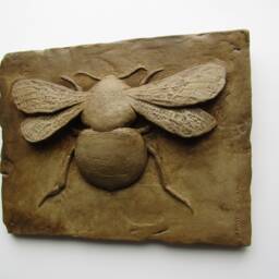 Bumblebee Concrete Decorative Tile - thumbnail 2