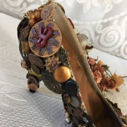 Handmade Button Jewelry High Heel Shoe. Dresser Accent To Hold Favorites. Gold Upholstery Cushion Insert - thumbnail 3