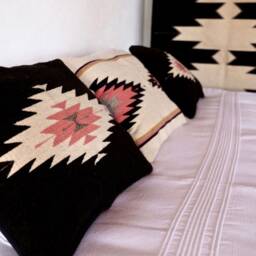 Zapotec Woven Wool Cushion, Decorative Throw Pillow, Mexican Textile Handwoven Pillow, Boho Throw Pillow - thumbnail 3