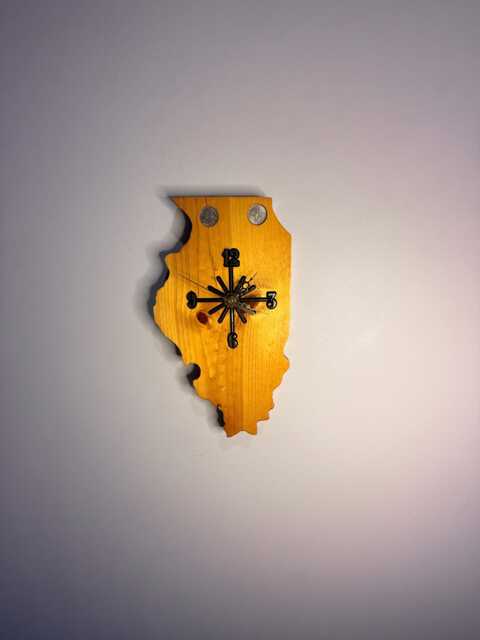 Illinois Handmade State Quarter Clock With Inlaid Quarters. Choice Of Wood. Customizable - image 1