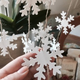 Christmas Decor, Holiday Modern Christmas, Snowflake Garland, Mantle, Kid Gifts, Winter Decor - thumbnail 3