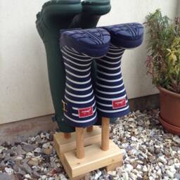 Hand Crafted Wooden Welly Boot Rack Light Oak Finish - thumbnail 2