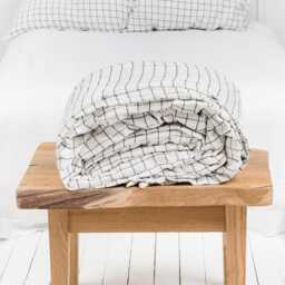 White & Black Check Linen Bedding Set, Includes Duvet & 2 Pillowcases - thumbnail 3