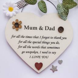 Mum & Dad Family Celebration/ Anniversary/Welcome Home Wooden Gift Heart Plaque - thumbnail 3